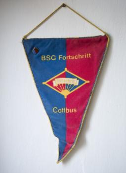 Vlajeka BSG Fortschritt Cottbus s odznkem